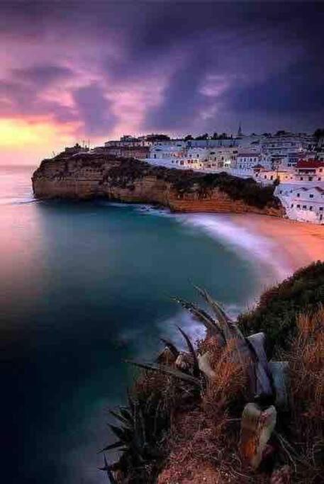Spacious Two Bedroom Apt, 200M From The Beach Carvoeiro (Lagoa) Exterior foto